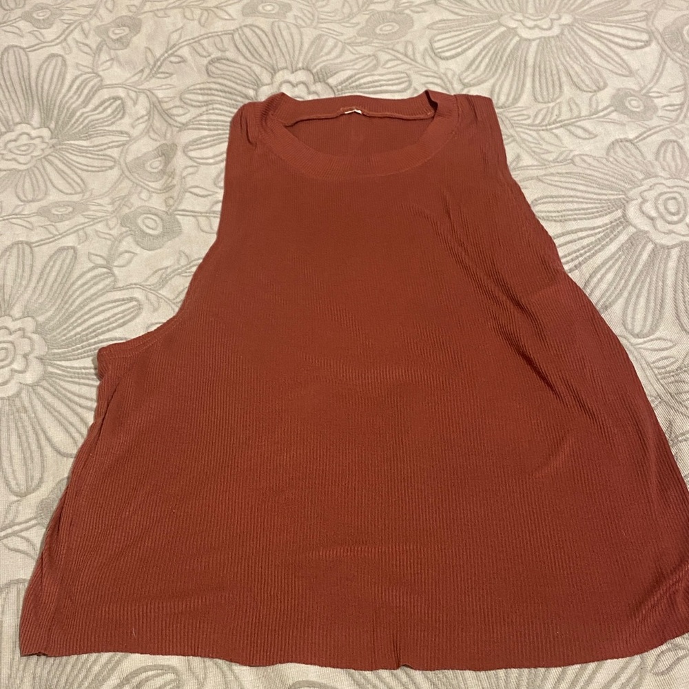 Alo yoga S tank excellent condition